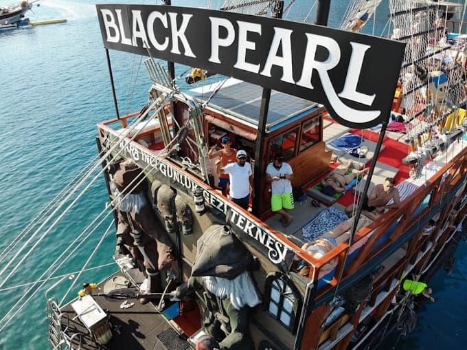 6 Islands & Butterfly Valley Party Boat: The Ultimate Fethiye Adventure