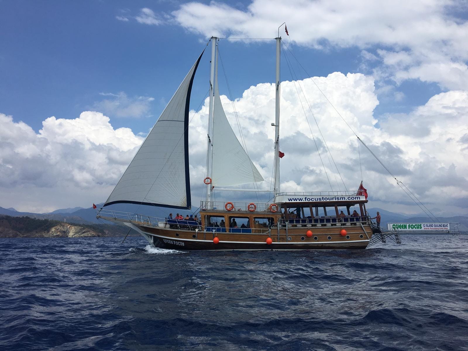 Fethiye 12 Islands Boat Tour: A Fun Day with Queen Focus