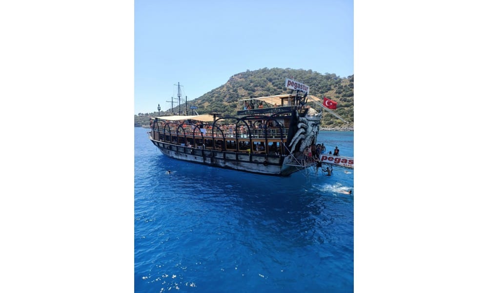 Butterfly Valley Boat Tour: A Blue Day with Robinsoon 5 Pegas